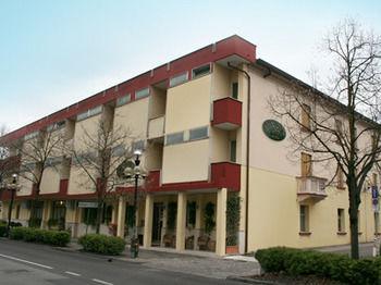 Terme Belvedere 2*